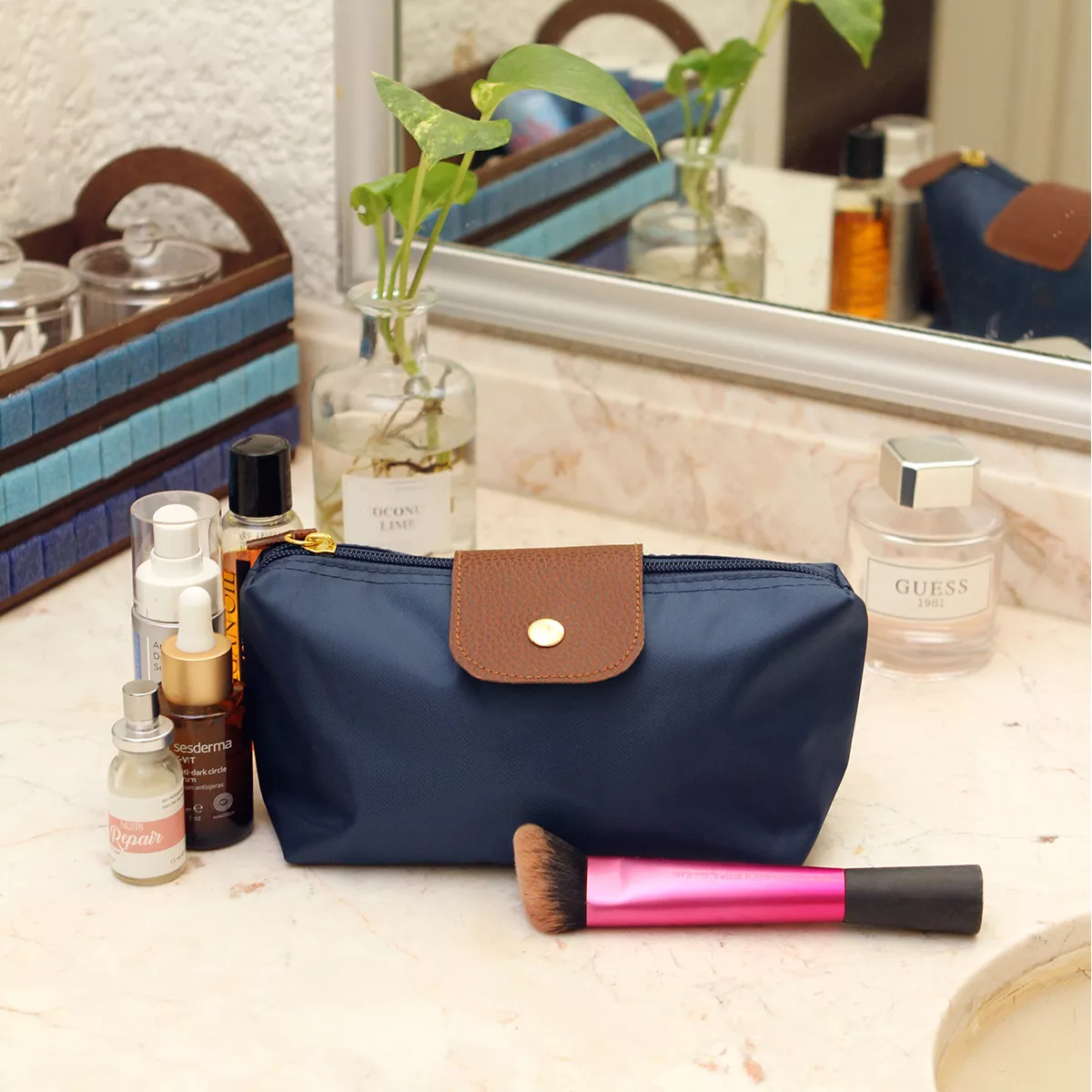 TX-127N Bolsa cosmetiquera. NEGRO