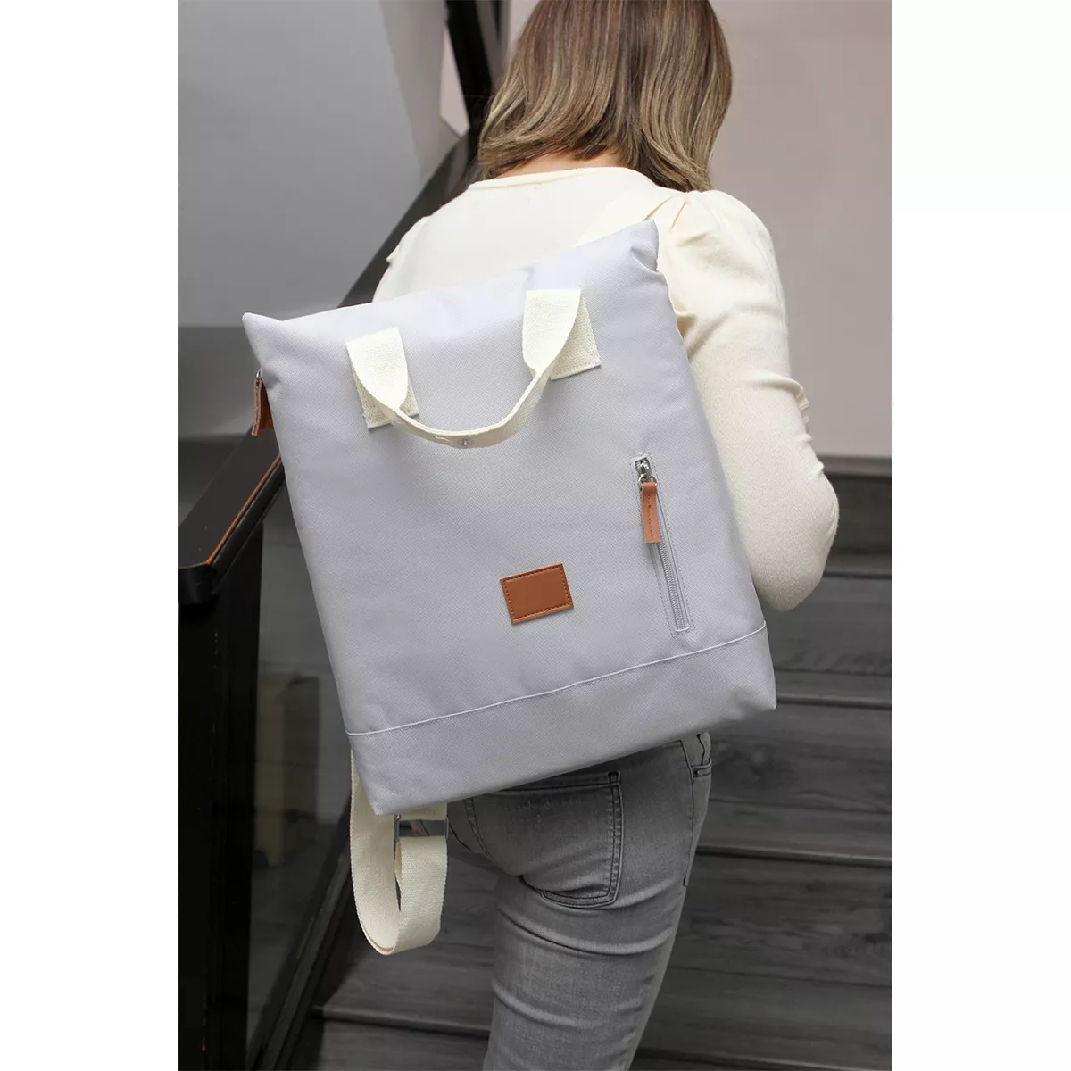 TX-237G Mochila Michele. GRIS