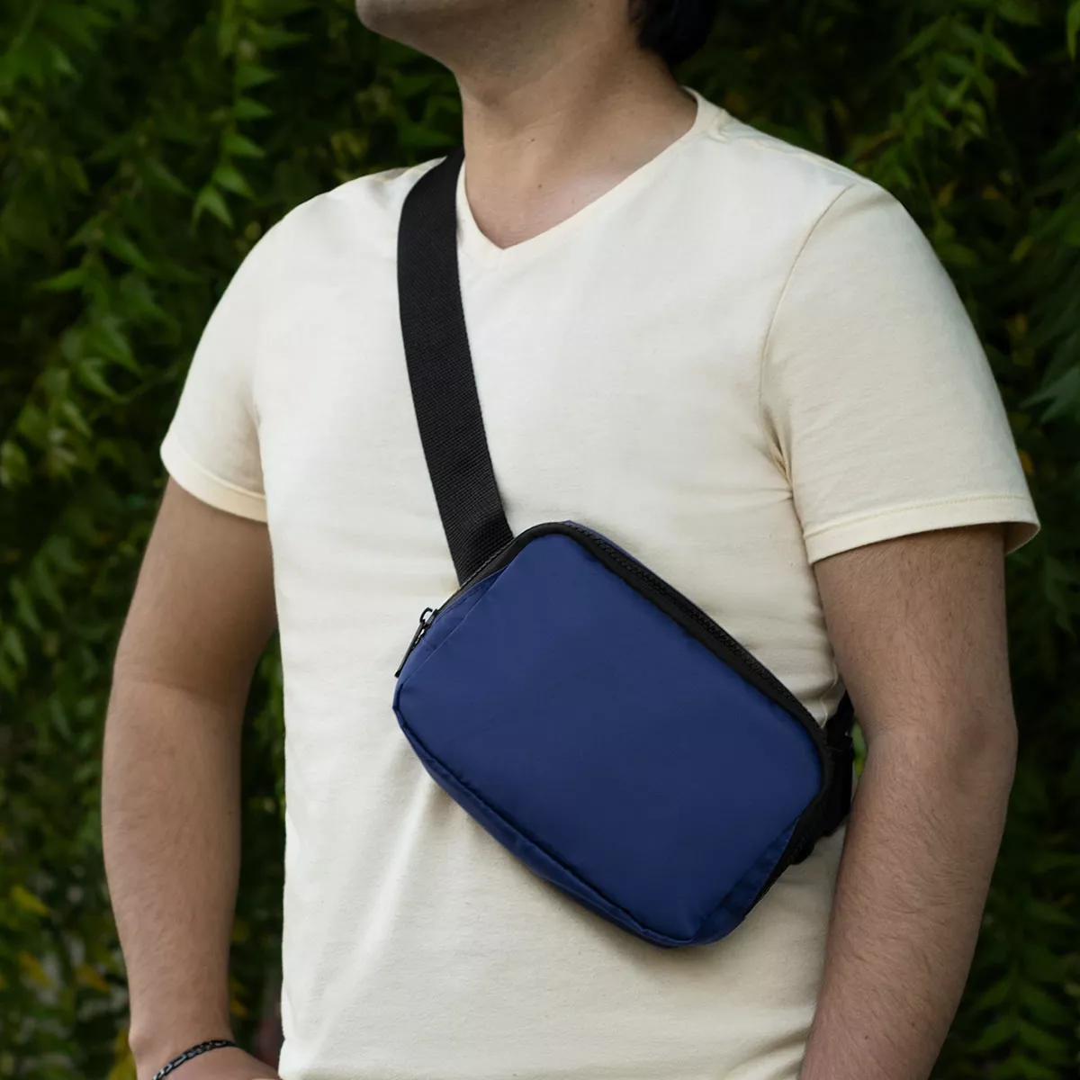 SIN 809 A BOLSA CANGURERA JAMES azul